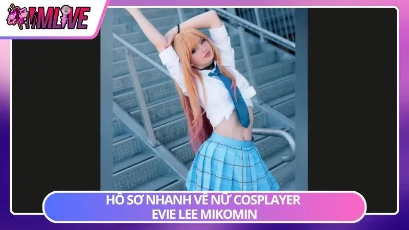 Chân dung nghệ sĩ cosplay nổi bật trong không gian studio cá nhân